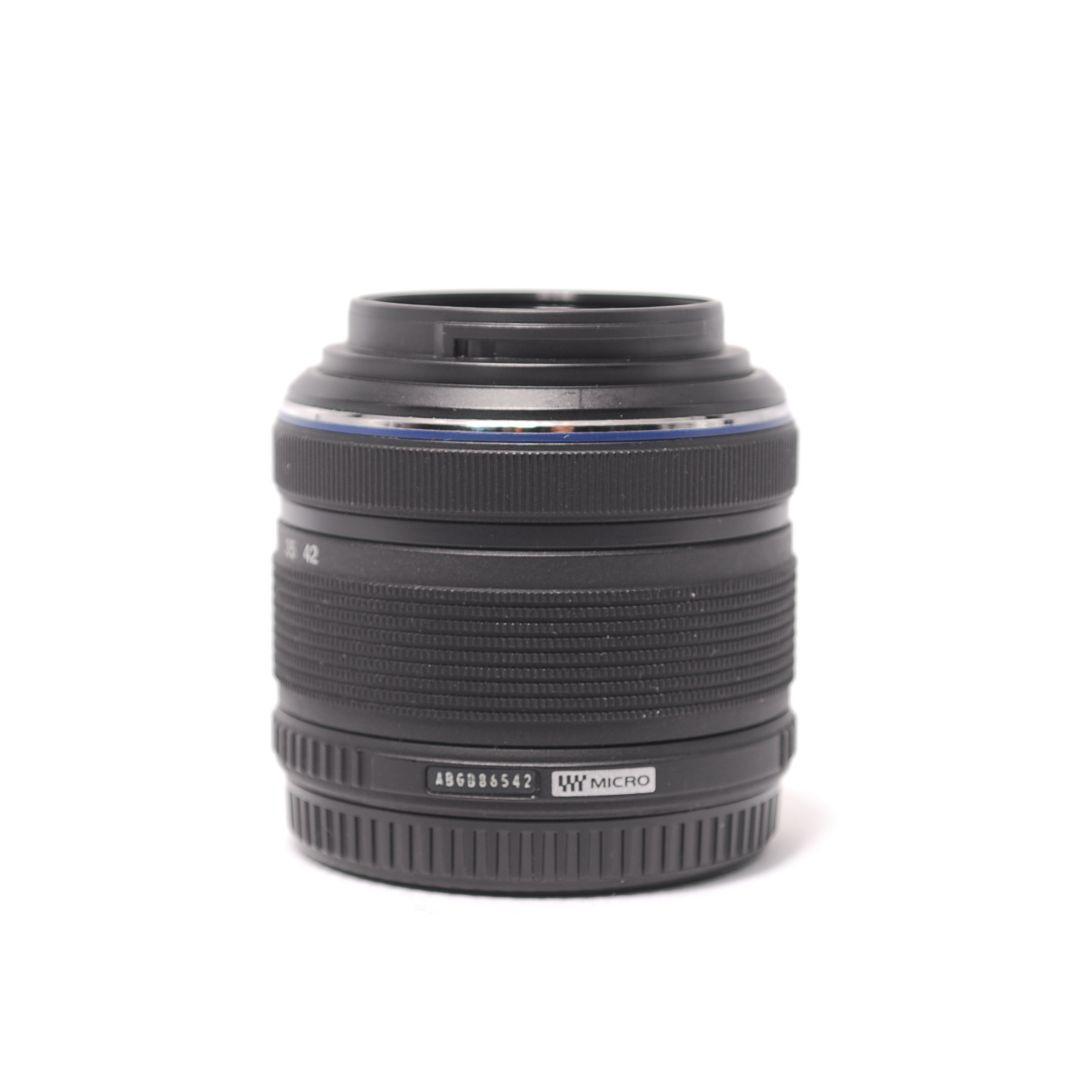 ❤即購入1000円OFF❤ オリンパス PEN E-PL6 REDレンズキット