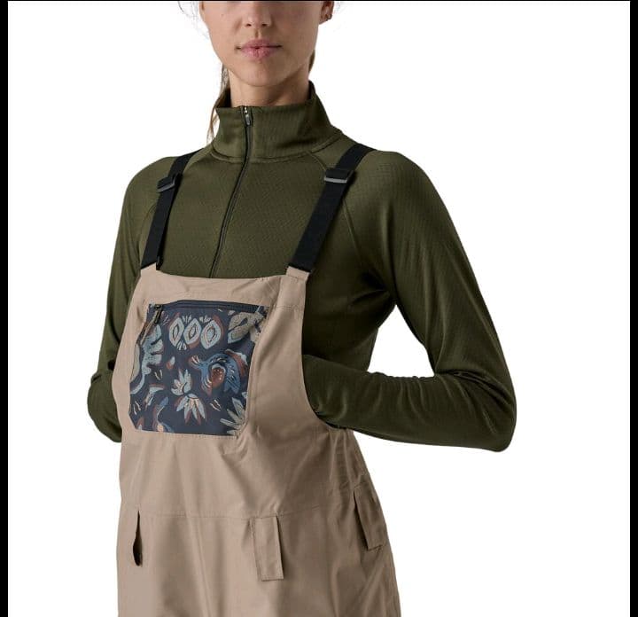 Patagoniaのレディースパウダータウン スキー スノーボード ビブパンツ