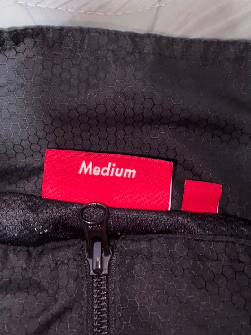 【SUPREME】Reflective Piping Pullover