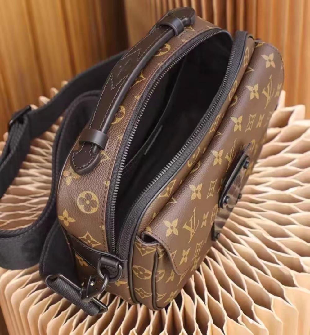 状態良好 ✨ S-lock モノグラムショルダーバッグ