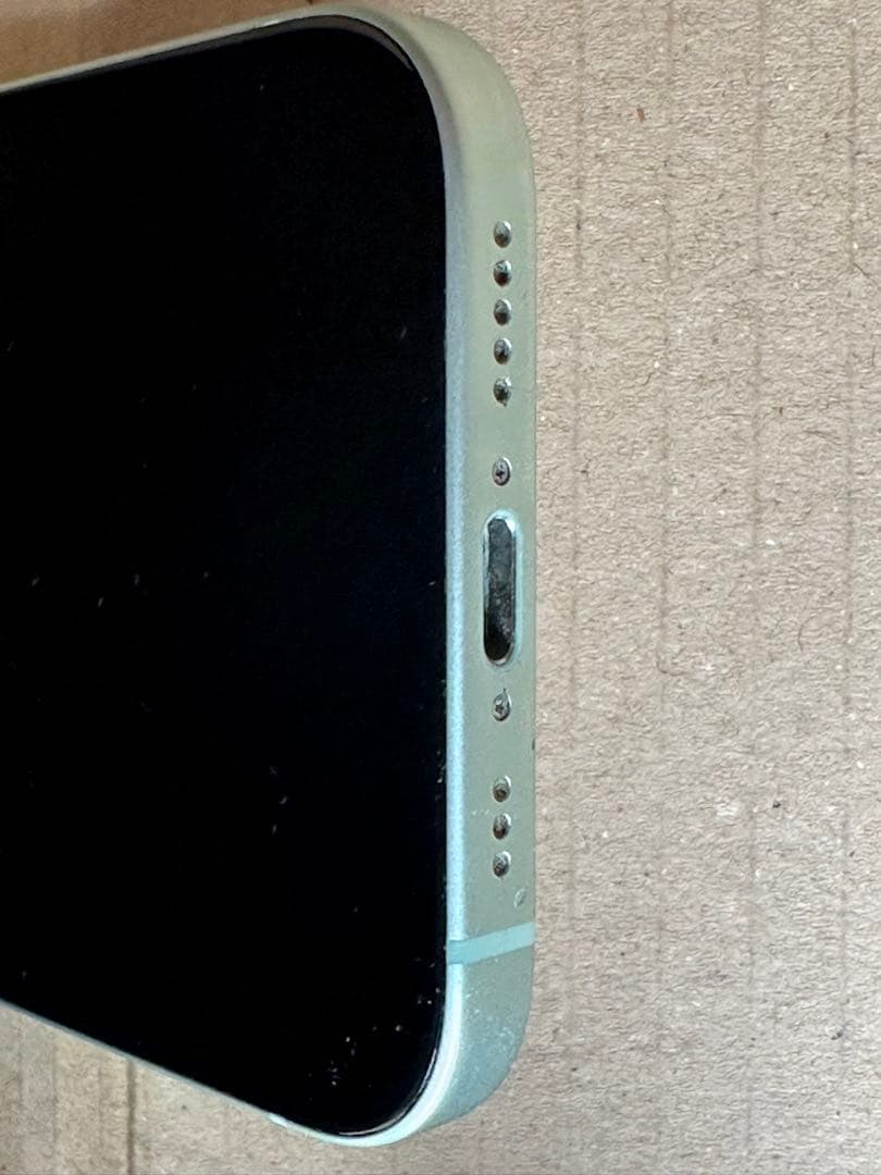 iPhone15 グリーン 128GB