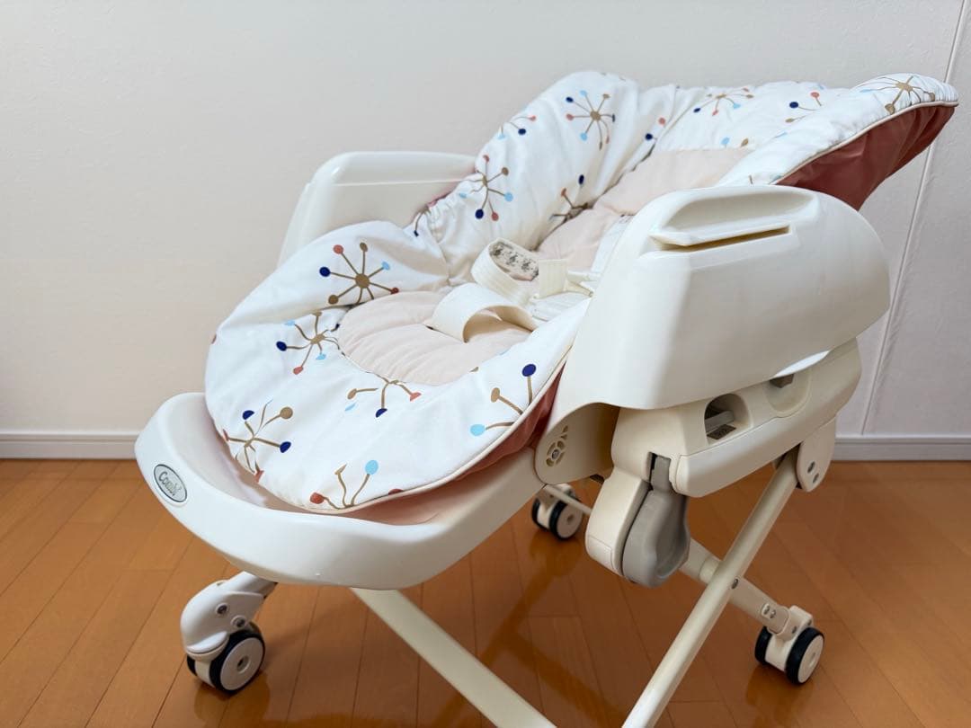 combi コンビ ハイローチェア ネムリス 手動スイング リクライニング