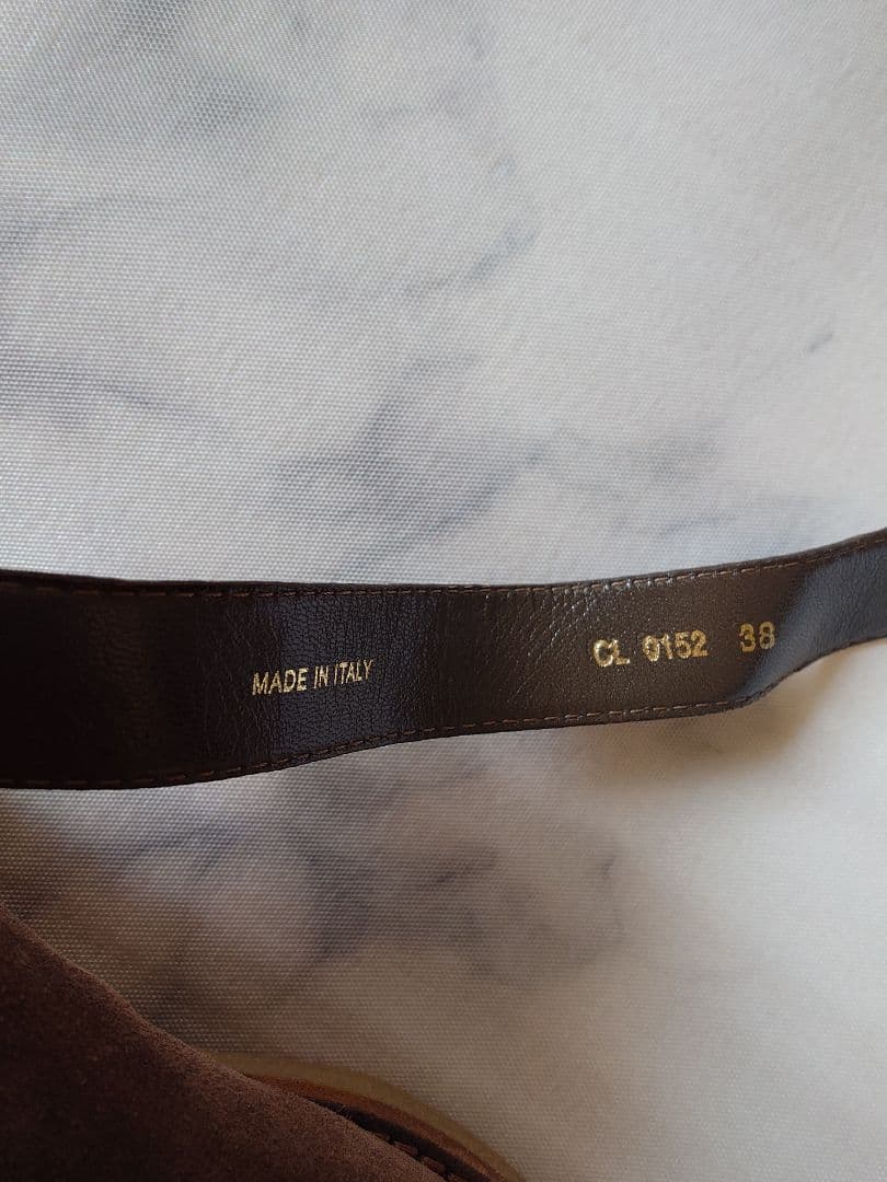 LOUIS VUITTON モノグラムブラウン 24 ムートンブーツ バックル