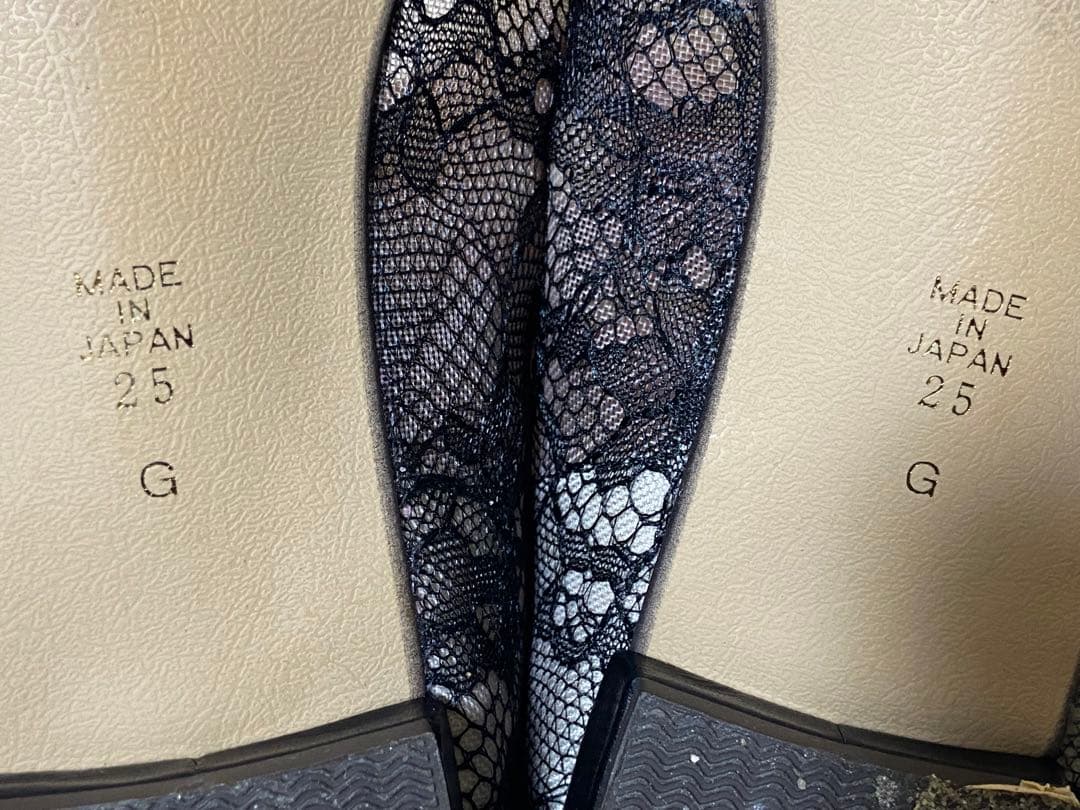 【美品】 Diana ブラック レース フラットシューズ