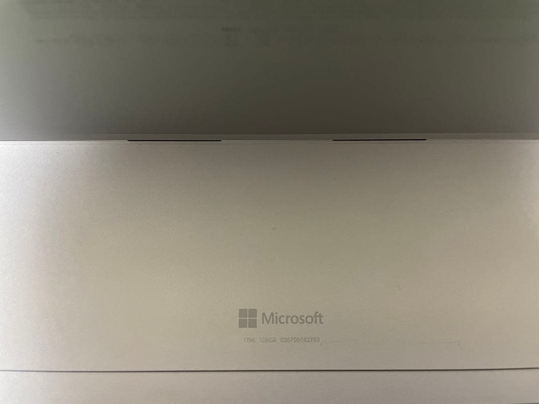 y*9様 ⭕️確認ください　Surface　Pro　(i5／128GB　／8GB