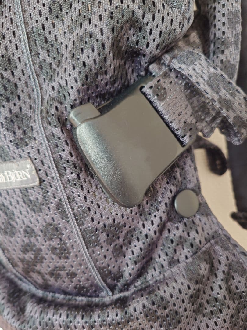 ®*︎様 美品ベビービョルンワンカイエアーレオパードヒョウ柄抱っこ紐ベビーキャリ