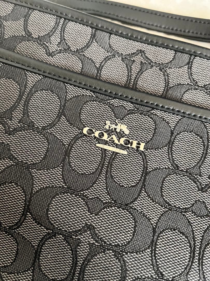 美品 コーチ シグネチャーショルダーバッグ キャンバス×レザー