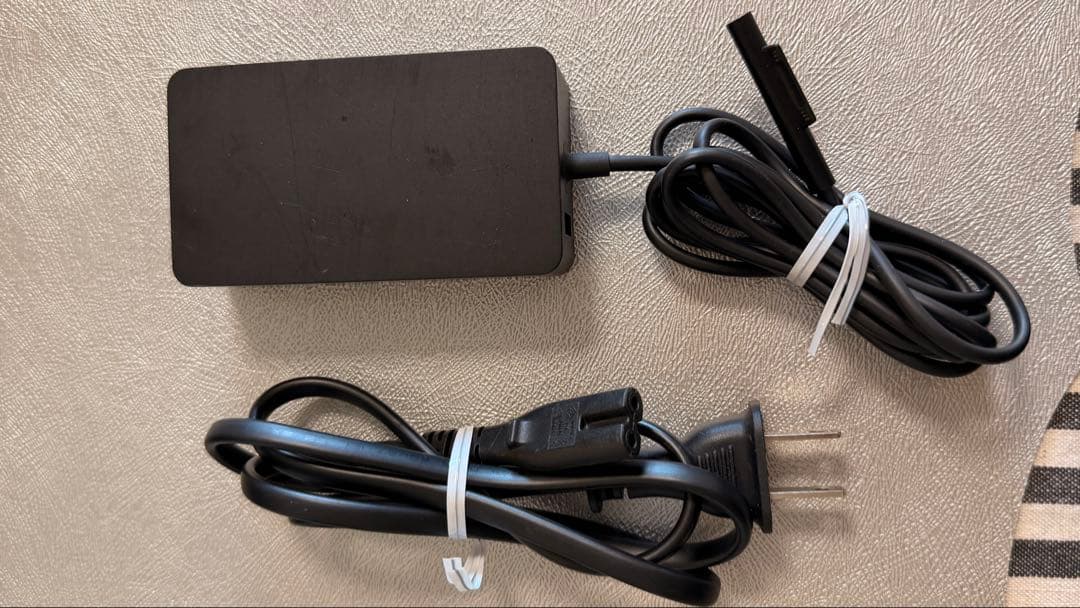 surface pro 8＋キーボード＋ACアダプター