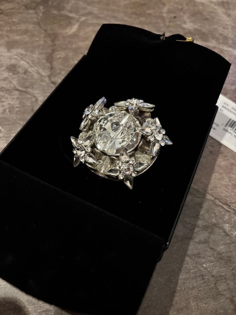 【美品】DRIES VAN NOTEN ブローチ AW22