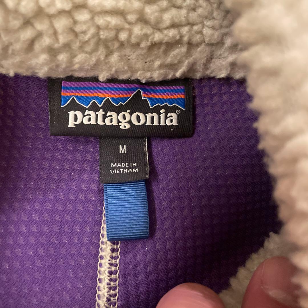 patagonia フリースベスト Mサイズ クリーム/パープル