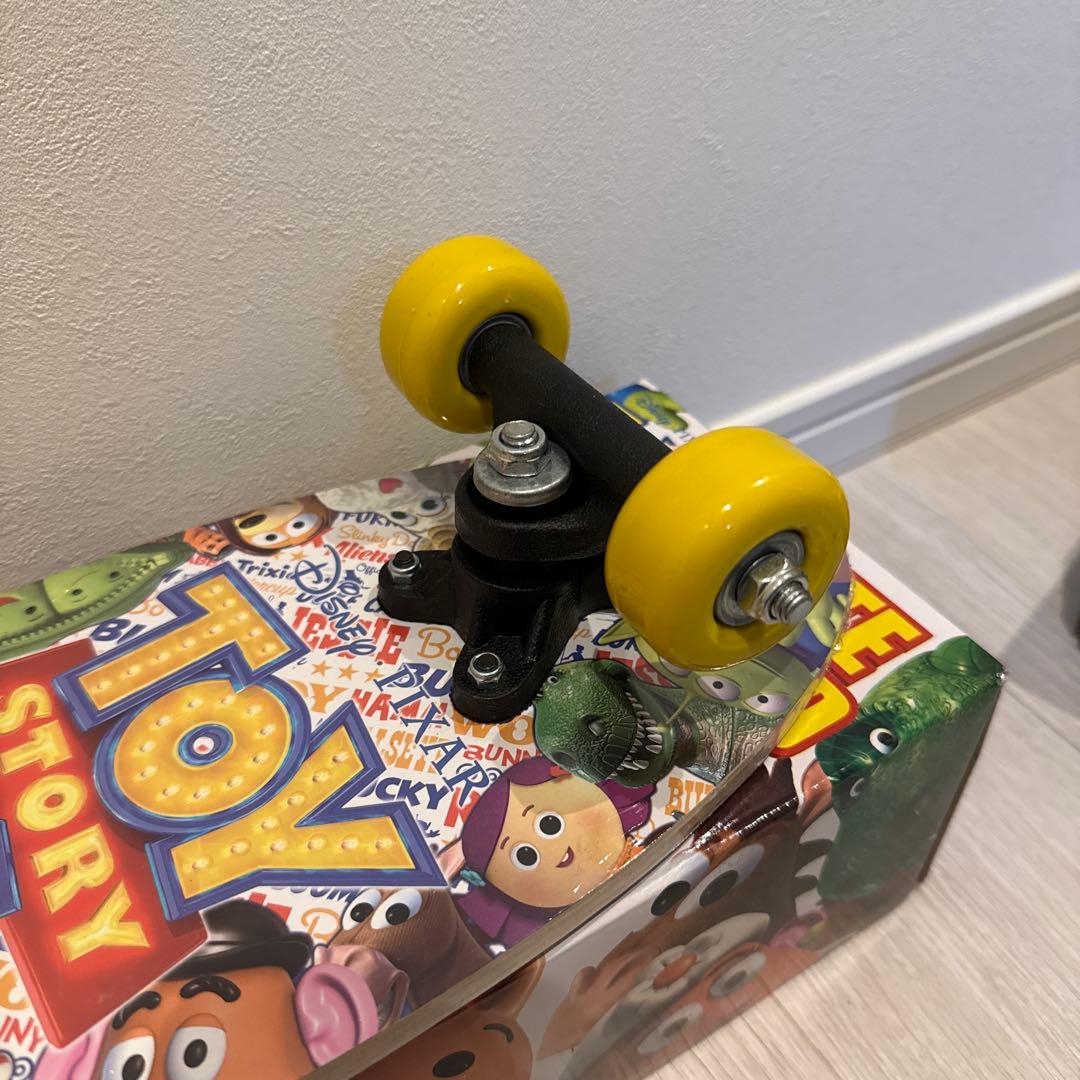 Disney・PIXAR TOY STORY4 SKATE BOARD