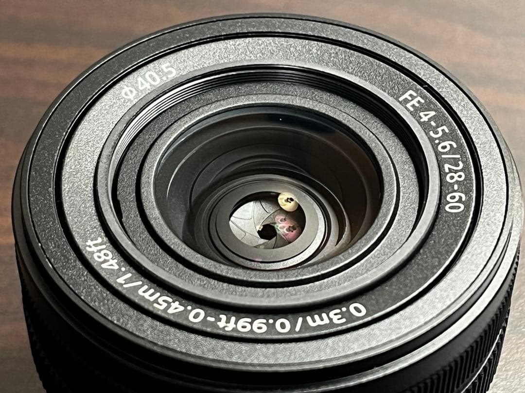 Sony FE 28-60mm f/4.5-6.3 レンズ