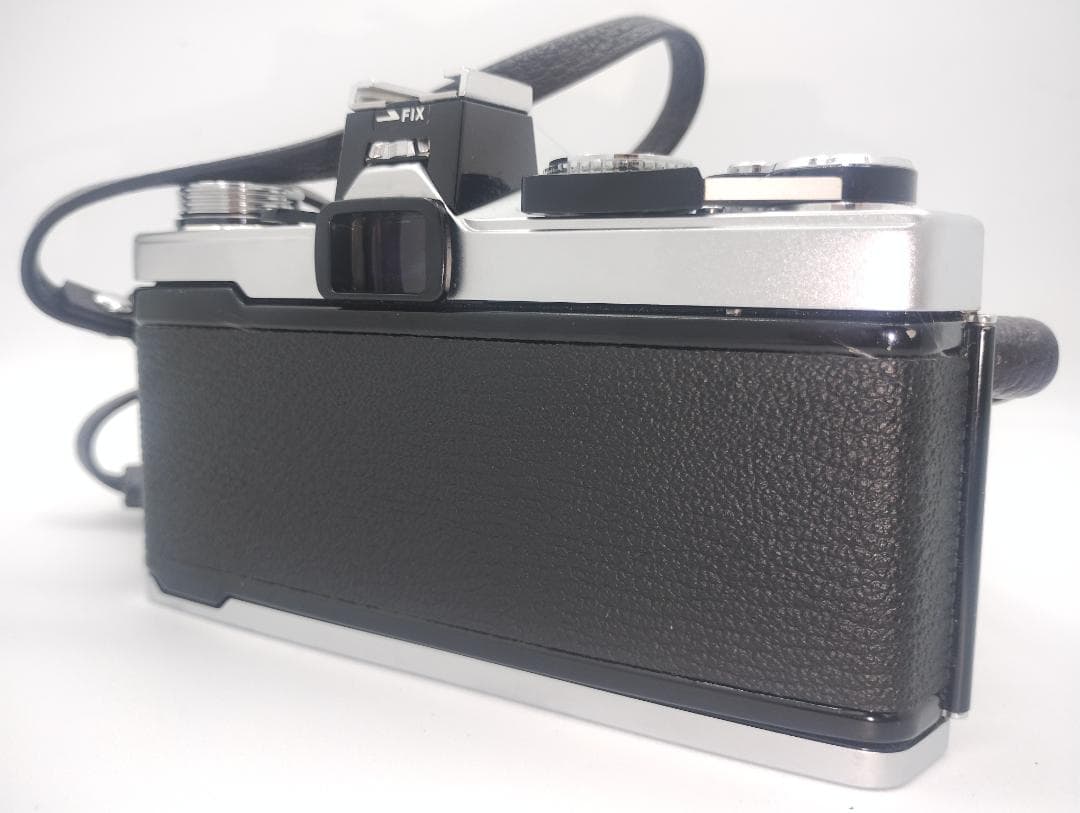 OLYMPUS OM-1 フィルムカメラ ボディ シルバー 低速シャッター難あり