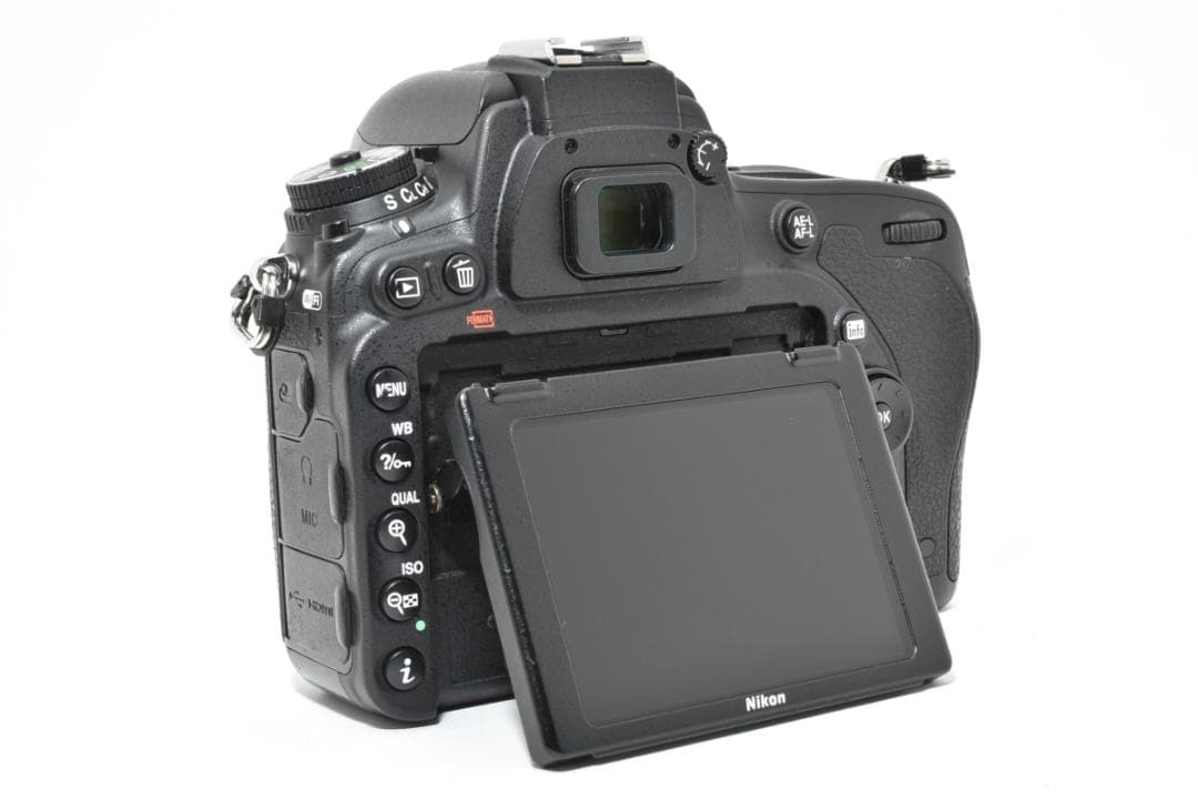 ■美品■Nikon ニコン D750 ボディ