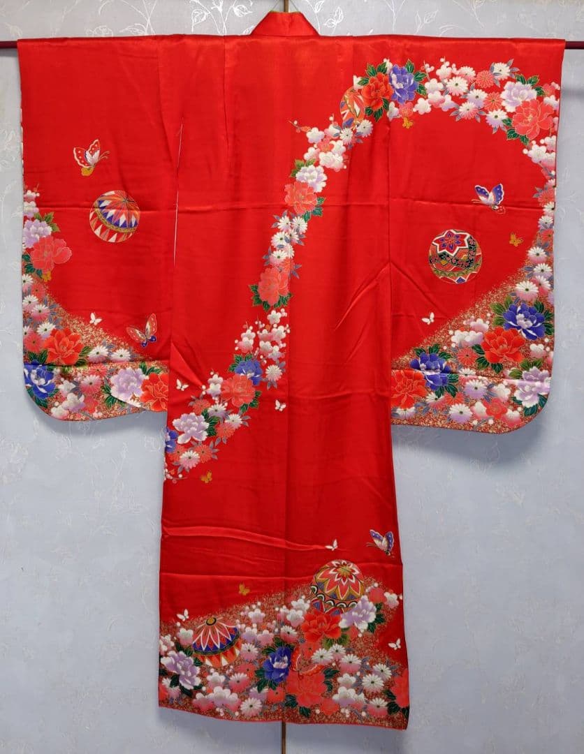 RK552子供着物着丈133センチ裄丈51センチ正絹めちゃくちゃ綺麗美品