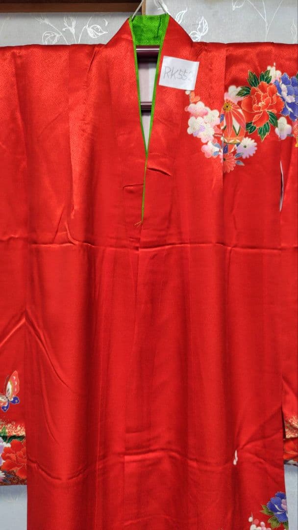 RK552子供着物着丈133センチ裄丈51センチ正絹めちゃくちゃ綺麗美品