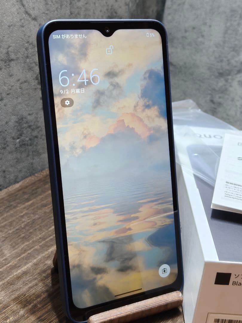 新品同様品 AQUOS wish4 A403SH SIMフリー スマホ