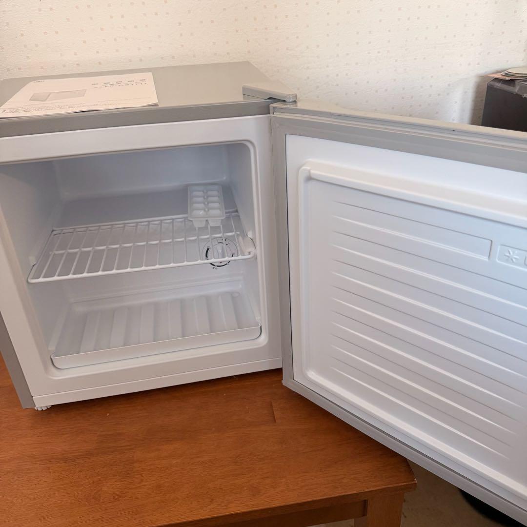 ● 極美品 アイリスオーヤマ 冷凍庫 31L 1ドア PF-A31FD-N