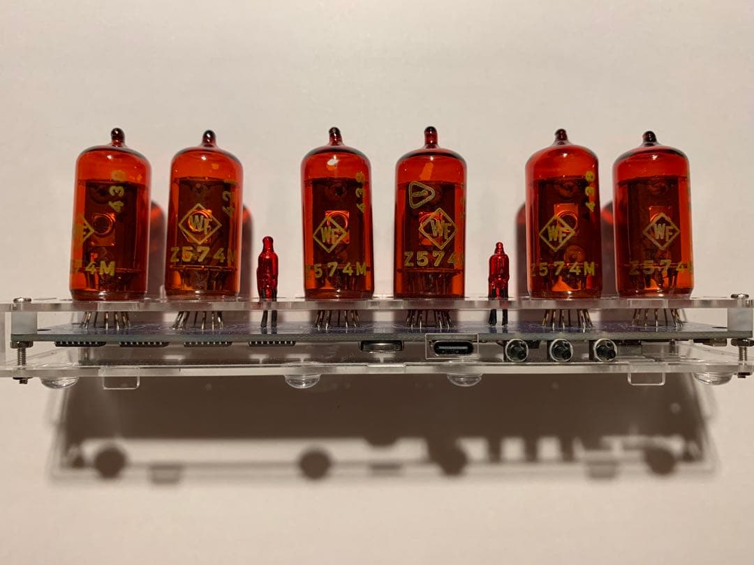 ニキシー管時計　Z574M