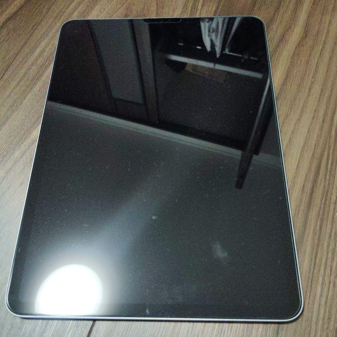 iPad Pro 11インチ 第4世代 256gb M2＋カバー付き　リン