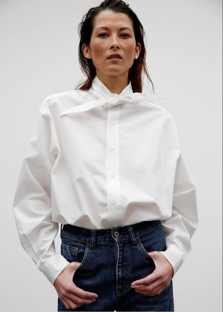 マディソンブルー　ボウタイシャツ　ブラック