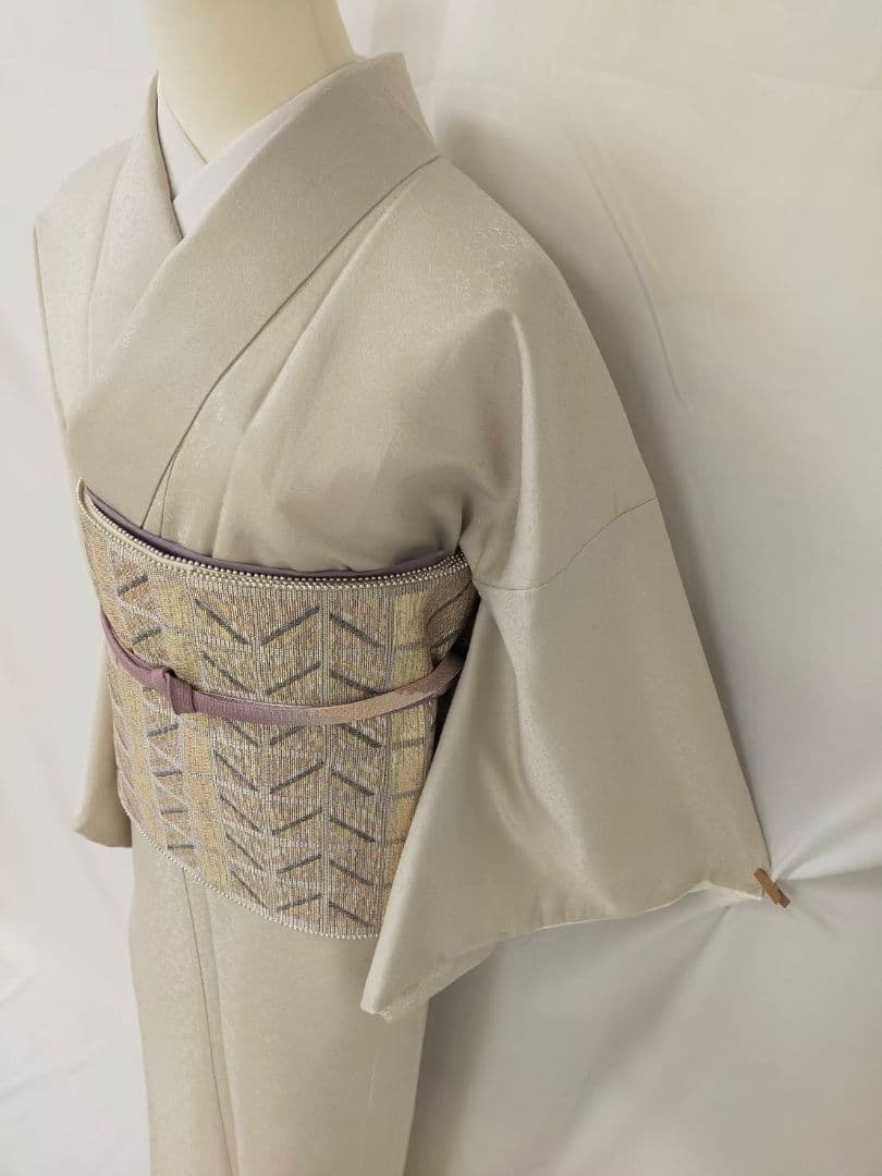 売約済み　★★新品未使用　洗える紋意匠色無地(ポリ100%)Mサイズ★★