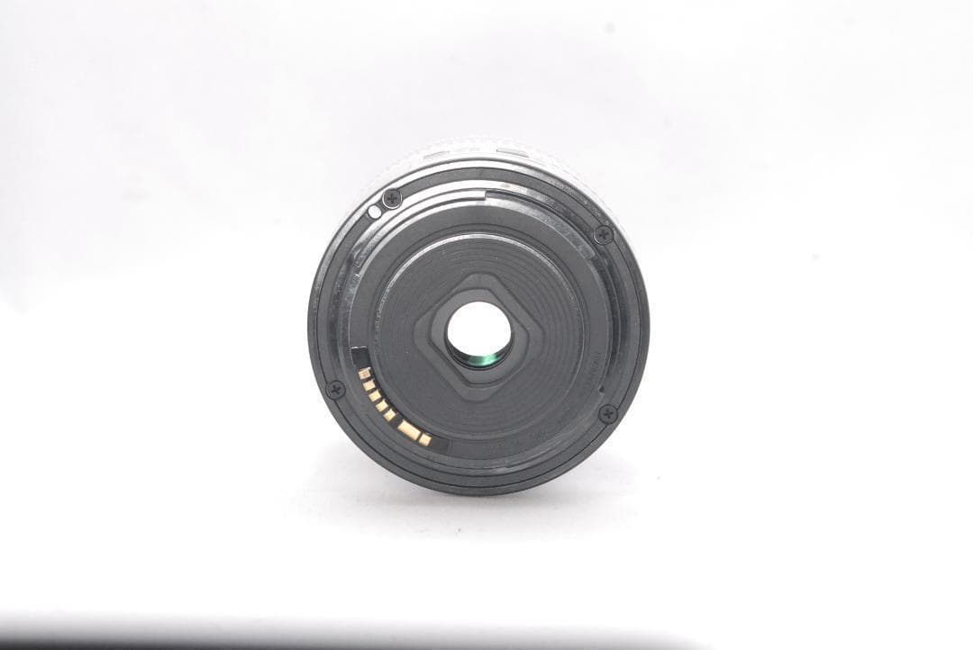 Wi-Fi機能付き✨Canon　kiss　X10　シルバー　ボディのみ　一眼レフ