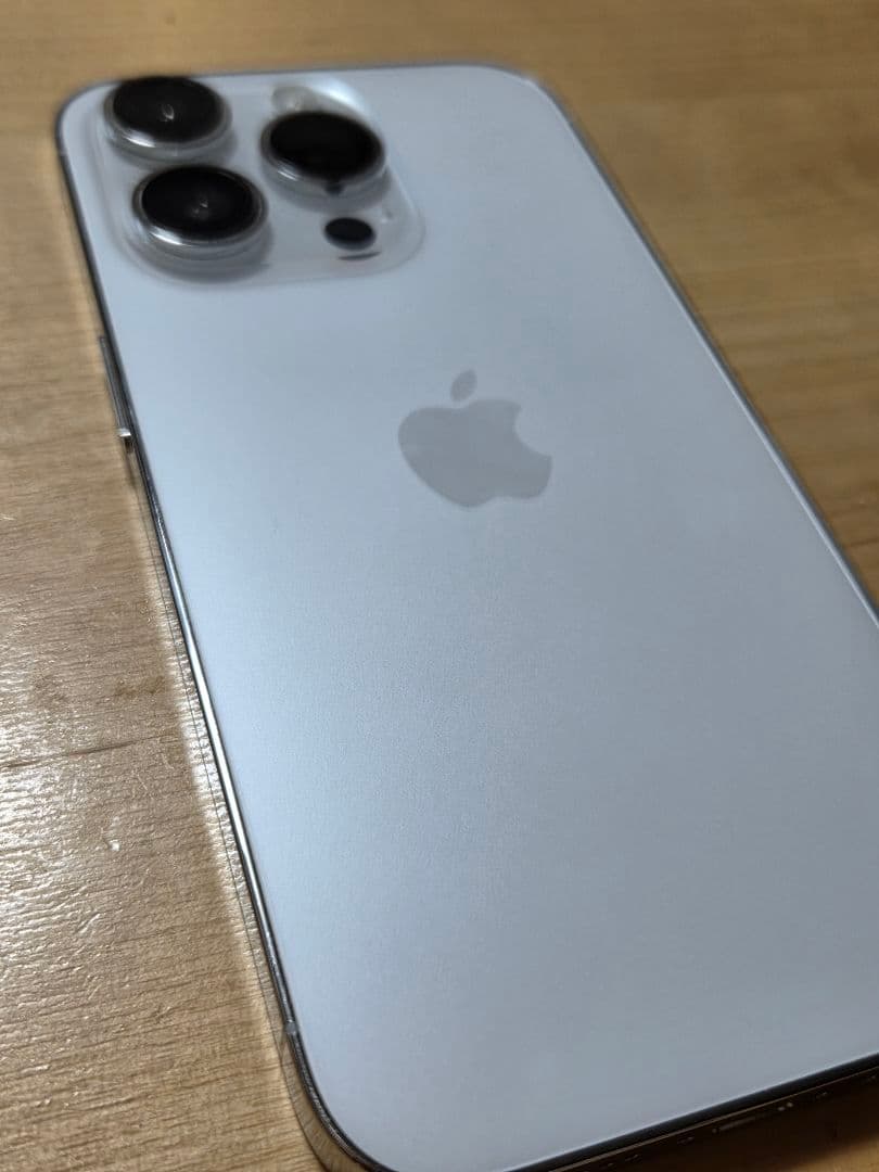 Apple iPhone 14 Pro 本体 シルバー