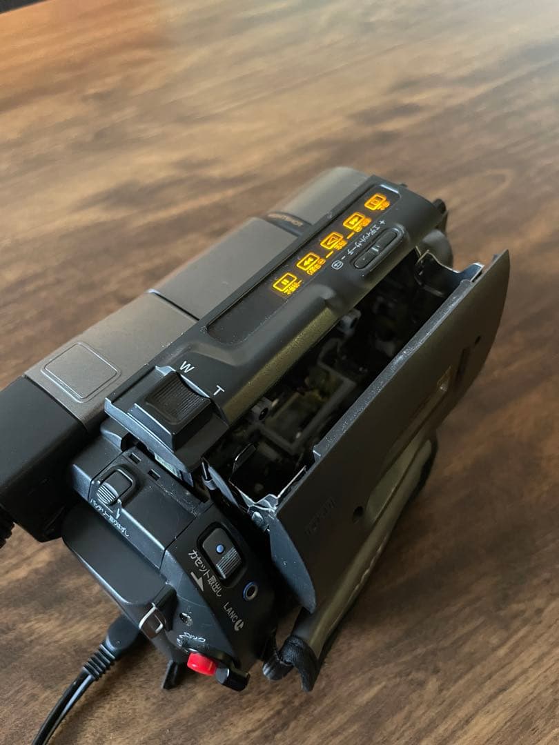 完動品　Sony Handycam CCD-TRV45