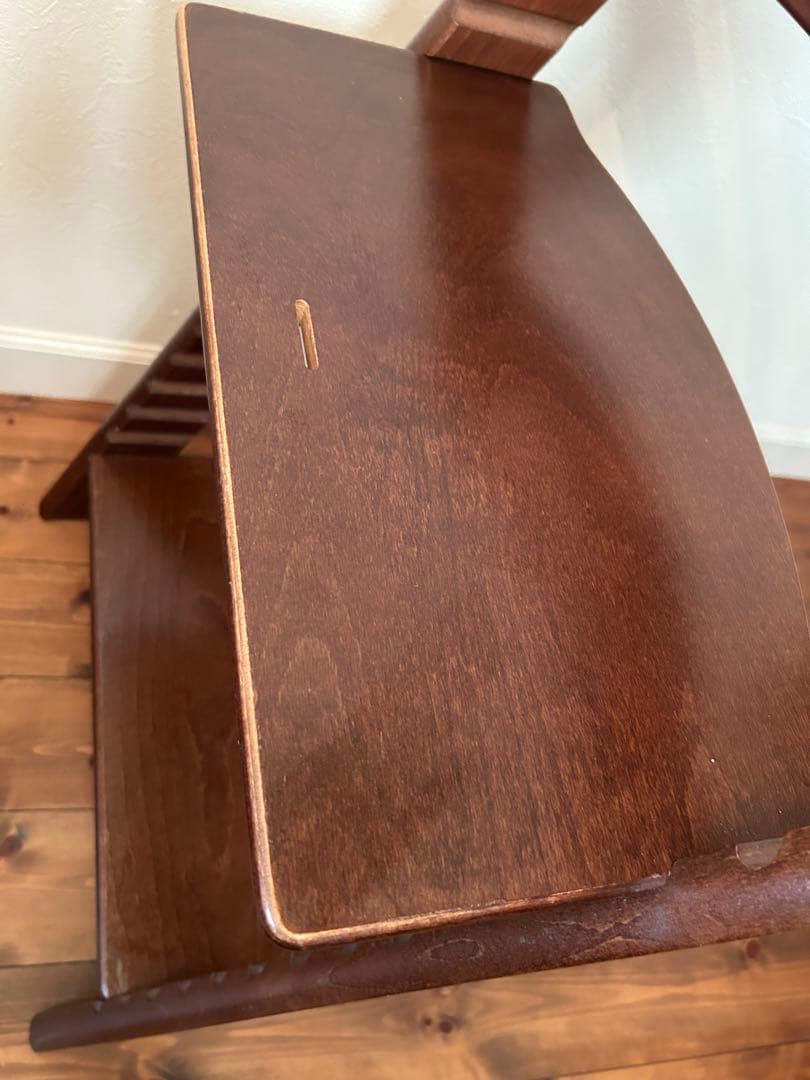 【美品】ストッケ トリップトラップ ウォールナット送料無料 匿名配送