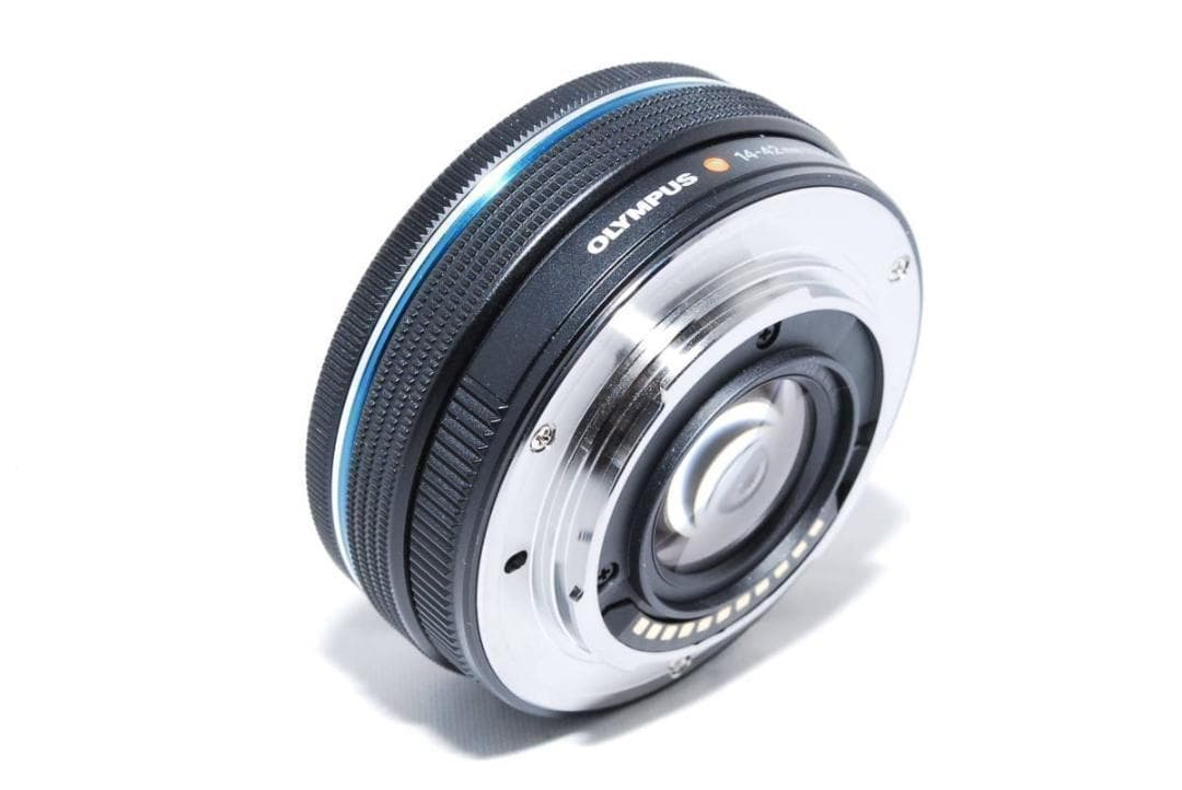 ❤ほぼ新品❤️ OLYMPUS パンケーキレンズ ❤14-42mm ブラック❤️