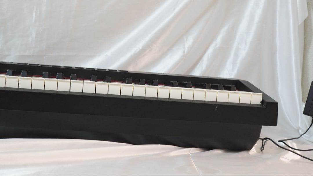 ROLAND ローランドRD-88 ステージピアノ