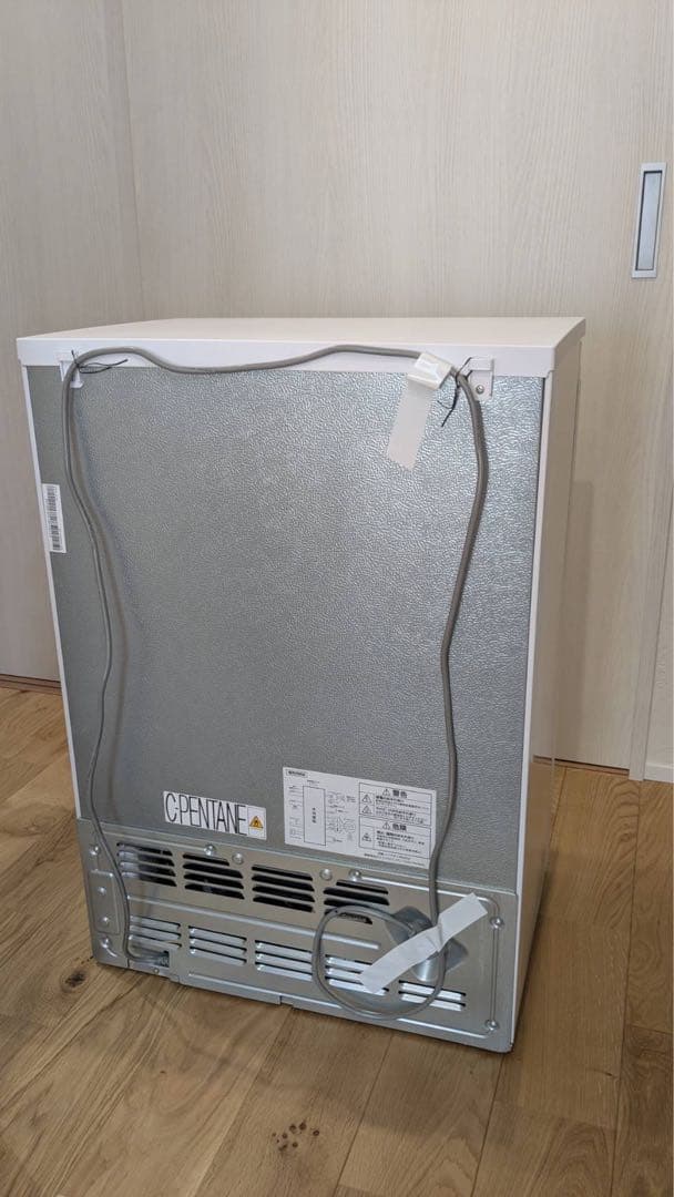 【新品未使用】アイリスオーヤマ 冷蔵庫 66L 奥行スリム IRSN-7A-W