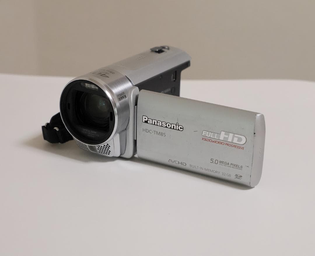 Panasonic HDC-TM85 フルハイビジョンビデオカメラ