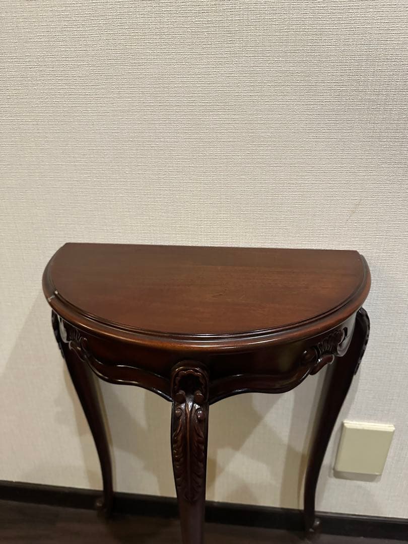 アンティークダークブラウン 半円形木製サイドテーブル