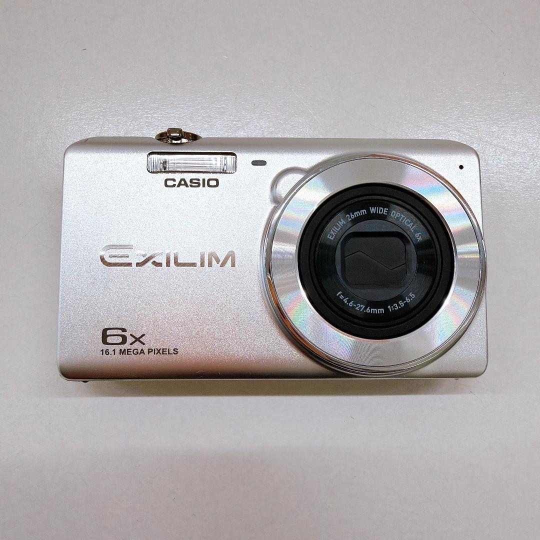 【極美品】CASIO カシオ EXILIM EX-Z880 シルバー デジカメ