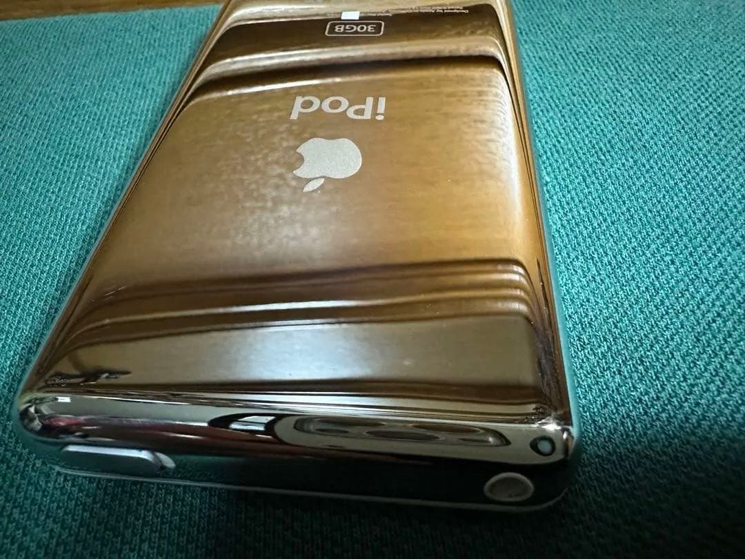 新品同様 iPod Classic 5.5世代　30GB MA444J