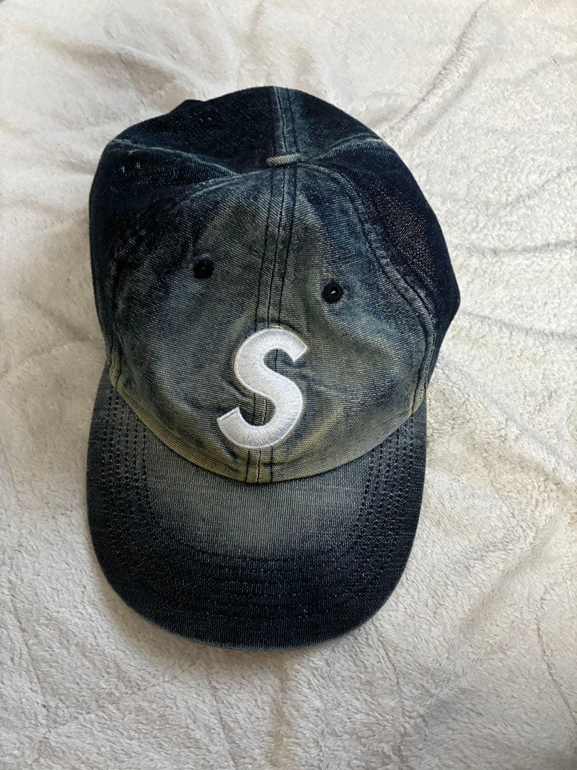 週末限定値下げ！Supreme CORDURA Sロゴキャップ