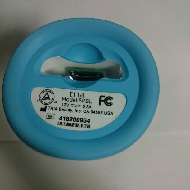 「美品」TRIA 自宅ニキビケア blue light