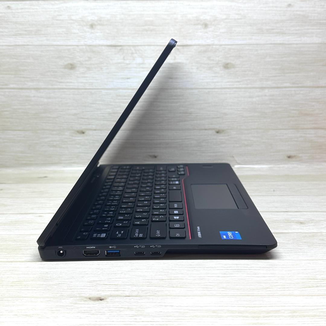 2021年製 13.3型 軽量 第11世代 SSD256GB 富士通 H12