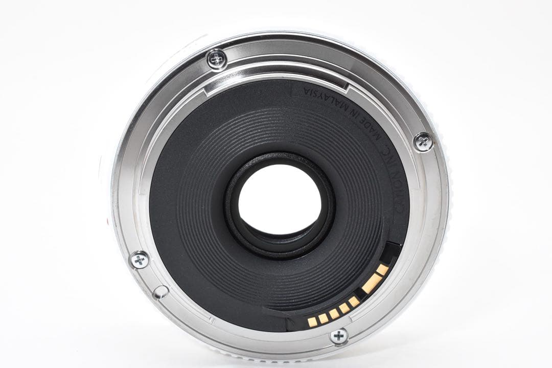 ✨ほとんど使ってません✨Canon EF 40mm F2.8 STM 高画質