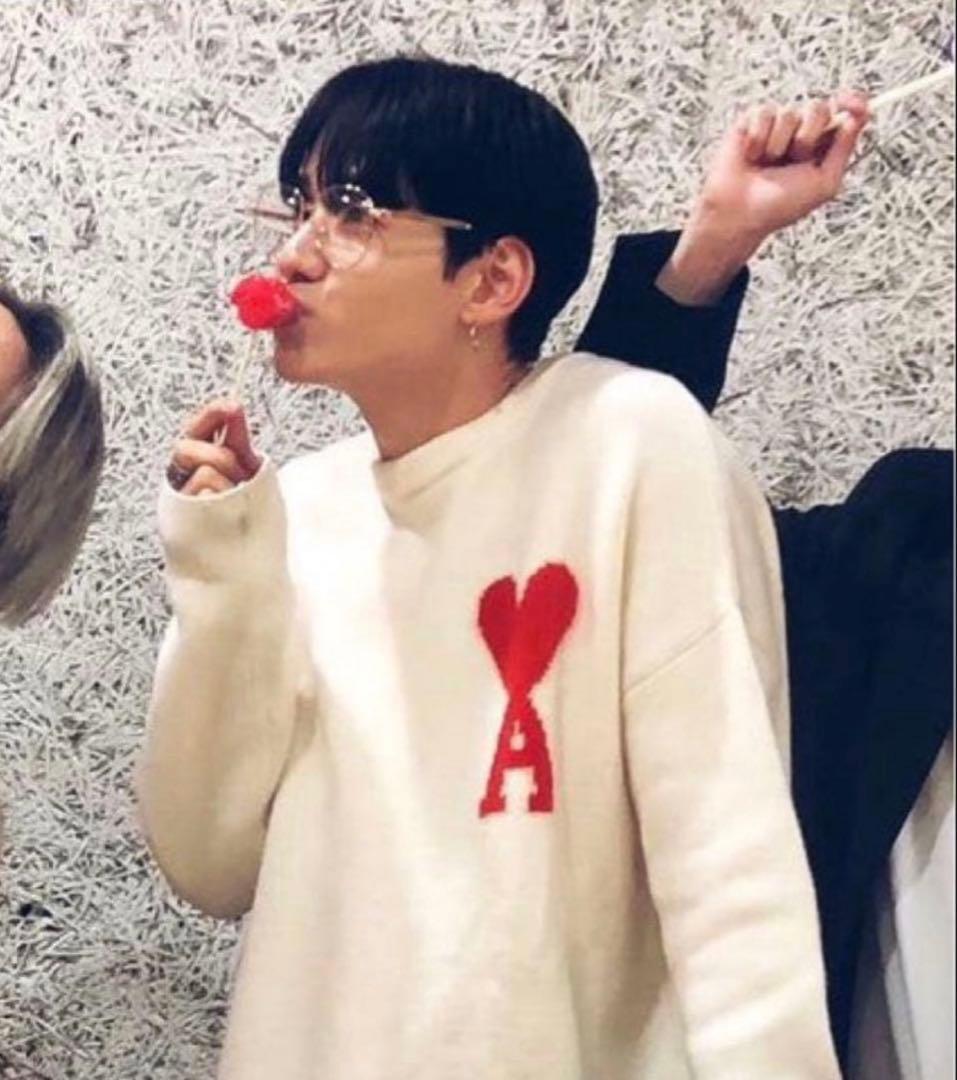 【芸能人着用】AMI PARIS アミパリス ロゴニット セーター ホワイト M