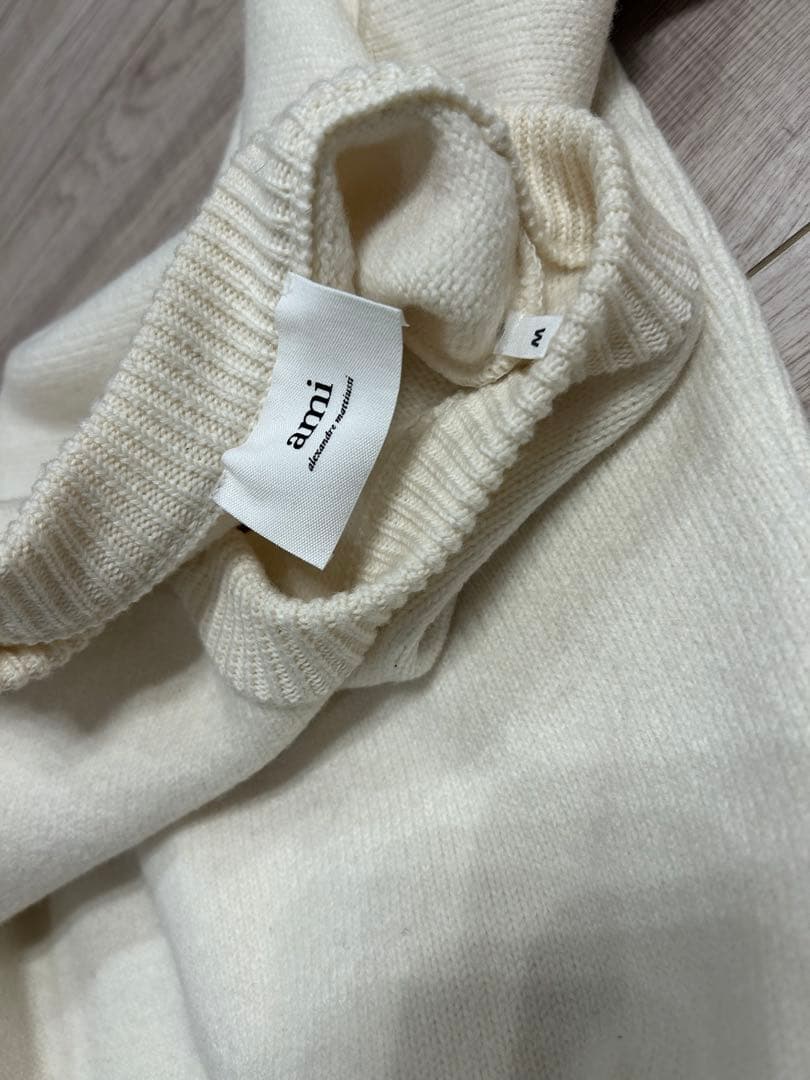 【芸能人着用】AMI PARIS アミパリス ロゴニット セーター ホワイト M