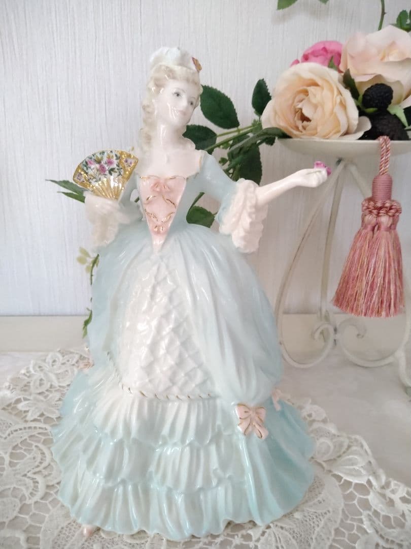 コールポート　フィギュリン　マリーアントワネット　限定　希少