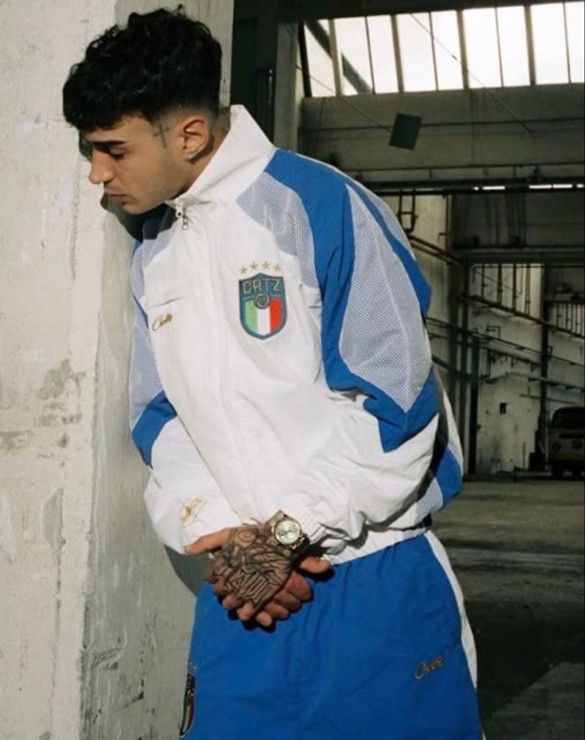 即日発送　corteiz セットアップ　ナイロン　コーテイズ　ブルー　M