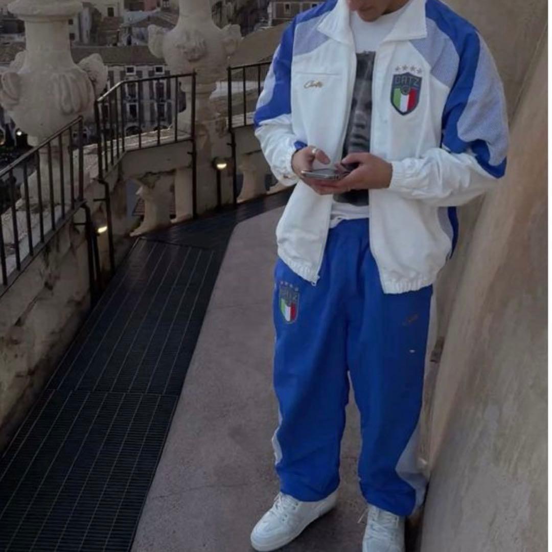 即日発送　corteiz セットアップ　ナイロン　コーテイズ　ブルー　M