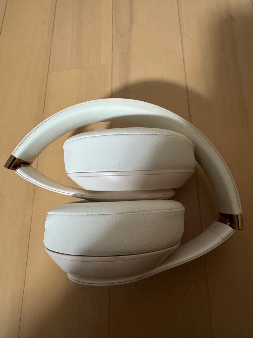 ヘッドホン Beats Studio3 Wireless Special Edition