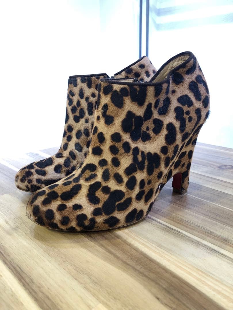 Christian Louboutin ヒョウ柄 ハラコ ブーティ レオパード