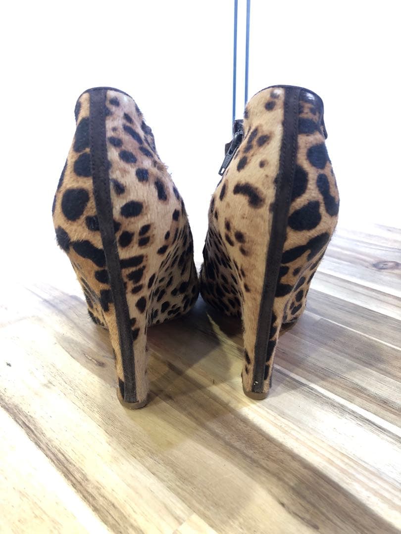 Christian Louboutin ヒョウ柄 ハラコ ブーティ レオパード