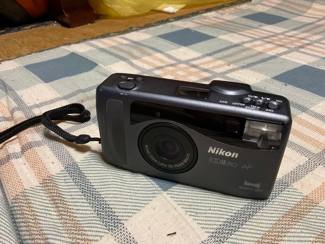 Nikon／ZOOM310 AF。電池／CR123A。【カバー付き　中古品】。